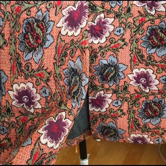 Zara embroidered Floral Pencil Skirt - Picture 3 of 4
